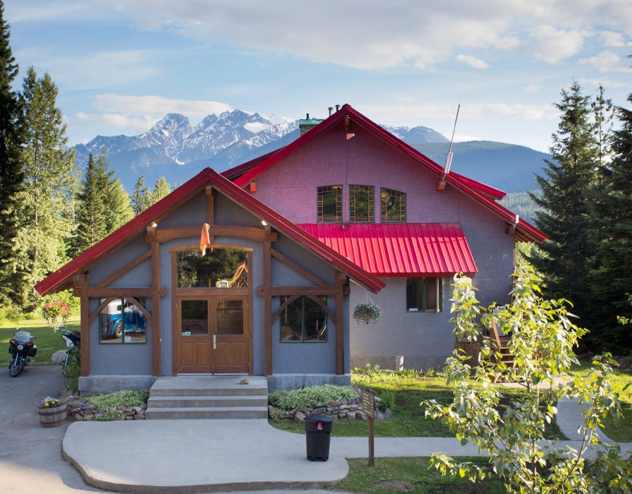 Heather Mountain Lodge building